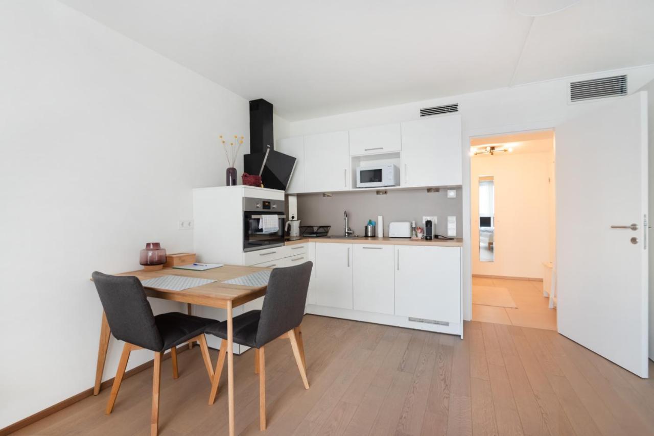 Quiet And Cozy Apartment Next To Mariahilfer Strasse And Naschmarkt With Ac, Minimum 30 Nights Vienna Exterior photo